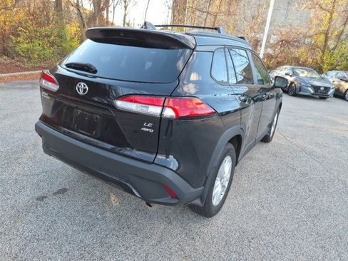 Used 2022 Toyota Corolla Cross LE image 9