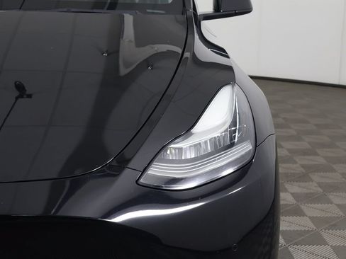 Used 2022 Tesla Model Y Long Range AWD/4WD image 15
