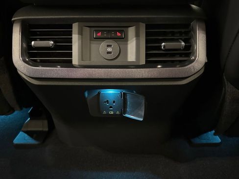 New 2026 Ford F150 Platinum w/ Equipment Group 700A Standard image 15