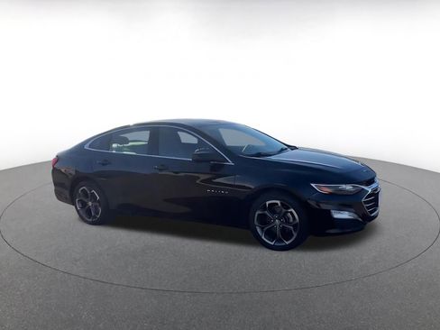 Used 2023 Chevrolet Malibu LT w/ Driver Confidence Package image 2