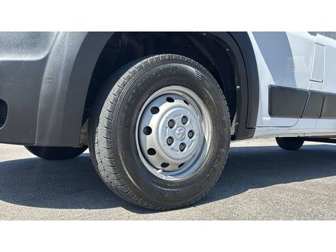 Used 2023 RAM ProMaster 2500 FWD image 11