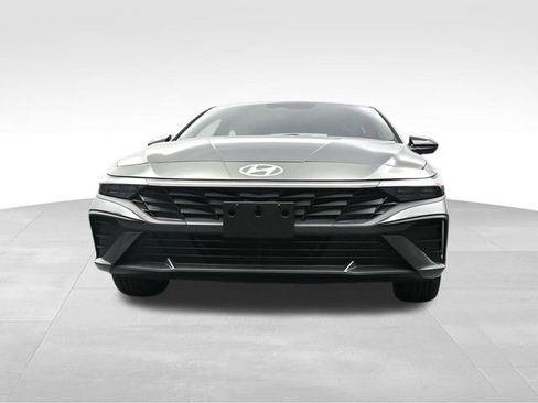 New 2026 Hyundai Elantra Sport image 30