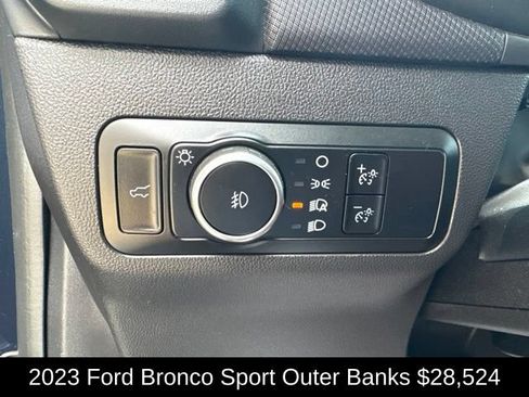 Used 2023 Ford Bronco Sport Outer Banks w/ Tech Package AWD/4WD image 25