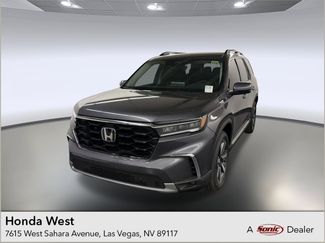 New 2025 Honda Pilot Touring video 1