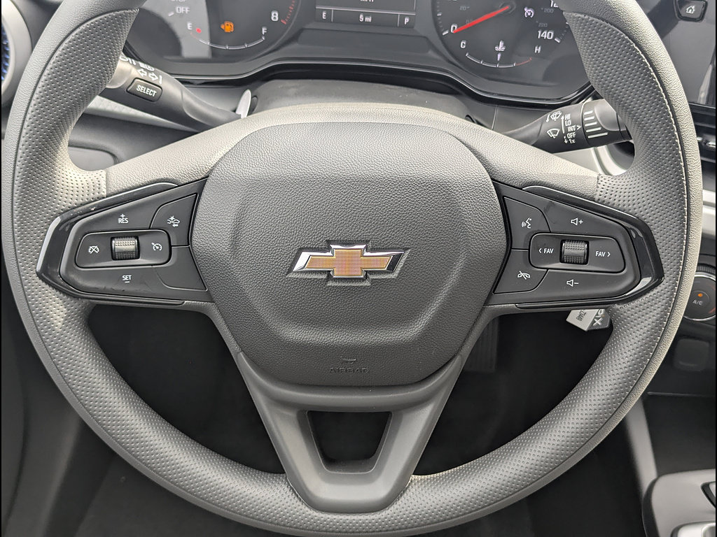 New 2026 Chevrolet Trax LS w/ LS Convenience Package FWD image 18