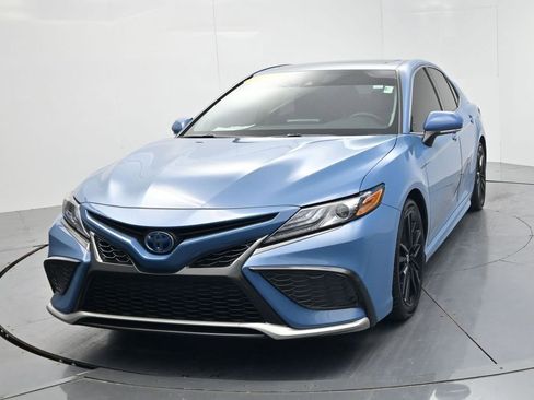 Used 2023 Toyota Camry XSE w/ Navigation Package FWD image 3