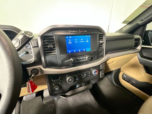 Used 2023 Ford F150 XLT image 25
