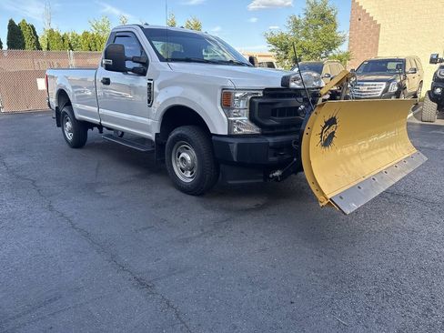 Used 2020 Ford F250 XL w/ Power Equipment Group AWD/4WD image 6
