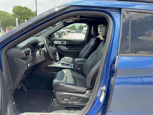 Used 2020 Ford Explorer ST w/ Premium Technology Package AWD/4WD image 4