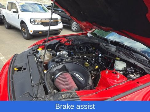 Used 2017 Ford Mustang Coupe RWD image 18