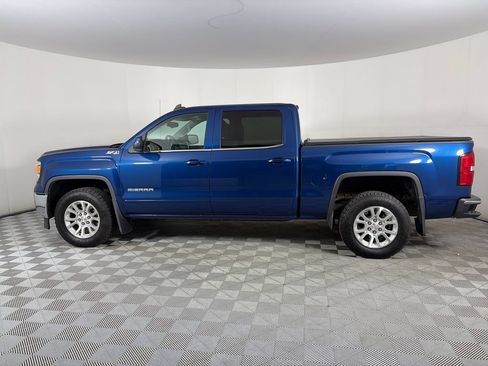 Used 2015 GMC Sierra 1500 SLE w/ SLE Value Package AWD/4WD image 4