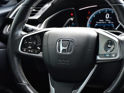 Used 2018 Honda Civic Touring image 25