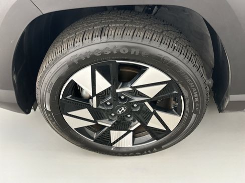 Used 2025 Hyundai Kona SEL AWD/4WD image 11