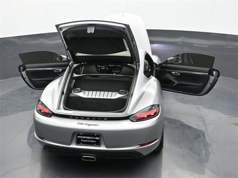 New 2025 Porsche 718 Cayman image 33