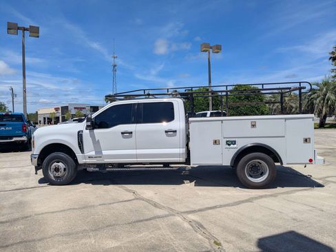 Used 2024 Ford F350 XLT AWD/4WD image 7