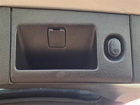 Used 2016 GMC Yukon SLE w/ HD Trailering Package image 26