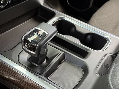 Used 2023 Chevrolet Silverado 1500 LT Trail Boss w/ LPO, Dark Essentials Package AWD/4WD image 30