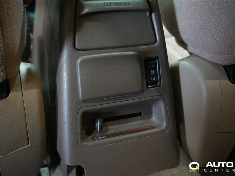 Used 1999 Toyota 4Runner SR5 AWD/4WD image 32