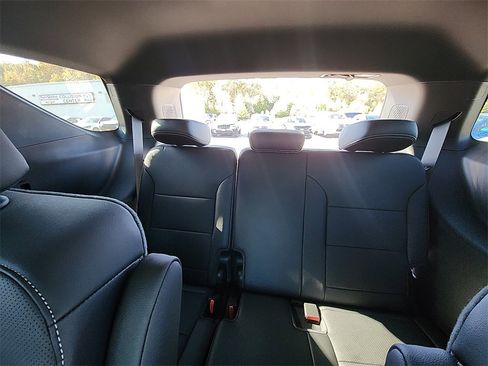 New 2026 Chevrolet Traverse LT image 31