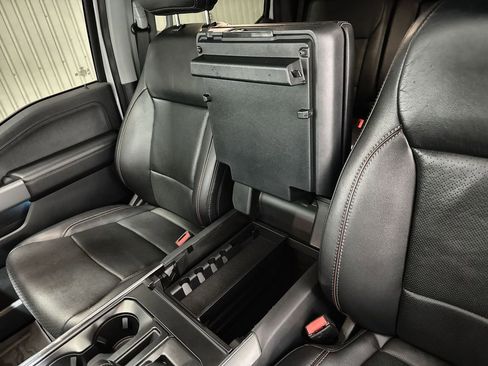 Used 2022 Ford F150 Lariat w/ Trailer Tow Package image 36