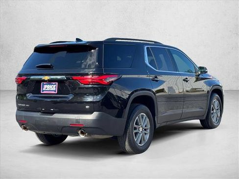 Used 2023 Chevrolet Traverse LT AWD/4WD image 5