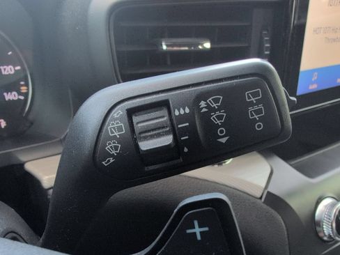 Used 2020 Ford Explorer XLT RWD image 15
