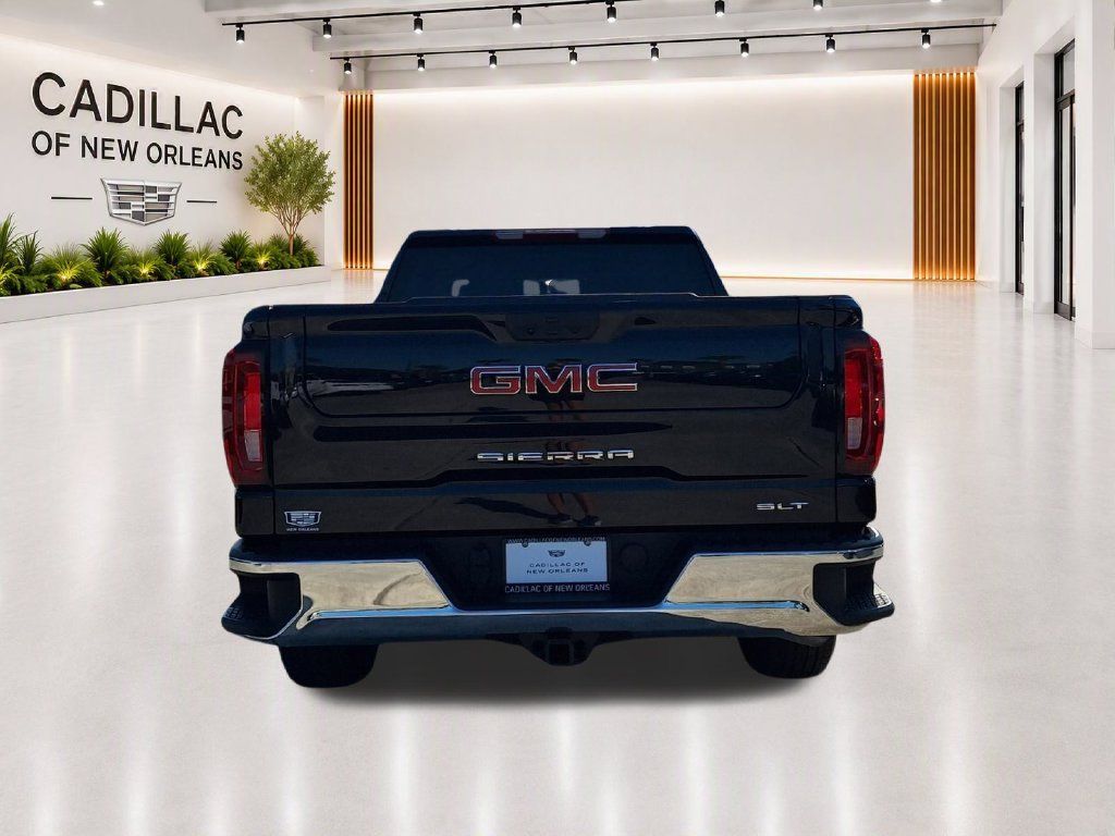 Used 2026 GMC Sierra 1500 SLT AWD/4WD image 4