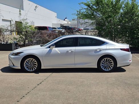 Used 2019 Lexus ES 350 Ultra Luxury w/ Accessory Package 2 image 9