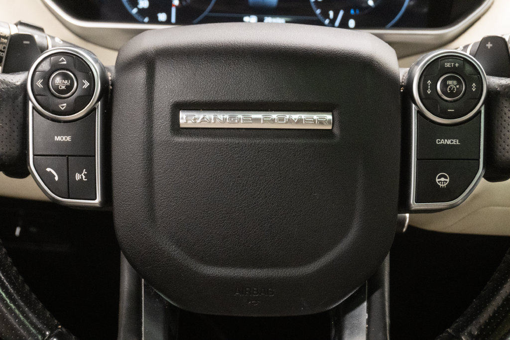 Used 2017 Land Rover Range Rover Sport Supercharged AWD/4WD image 19