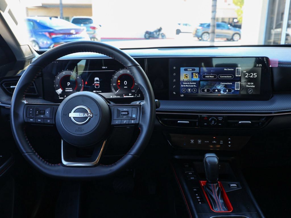 Used 2025 Nissan Kicks SR FWD image 23