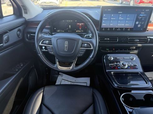 Used 2022 Lincoln Nautilus Reserve w/ Equipment Group 201A image 14