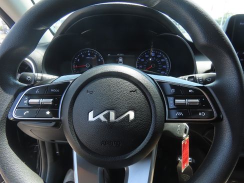 Used 2024 Kia Forte LX FWD image 26