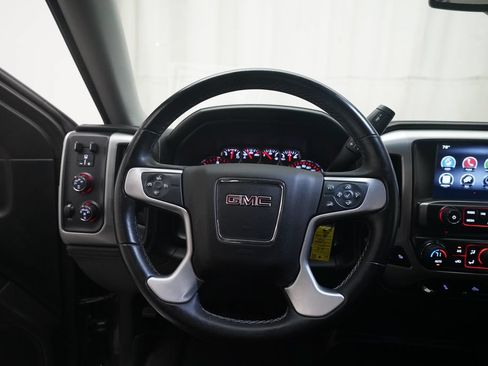 Used 2015 GMC Sierra 1500 SLE w/ SLE Value Package AWD/4WD image 4