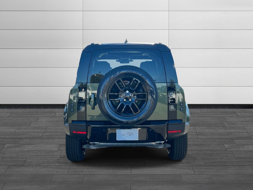 New 2026 Land Rover Defender 110 S AWD/4WD image 4