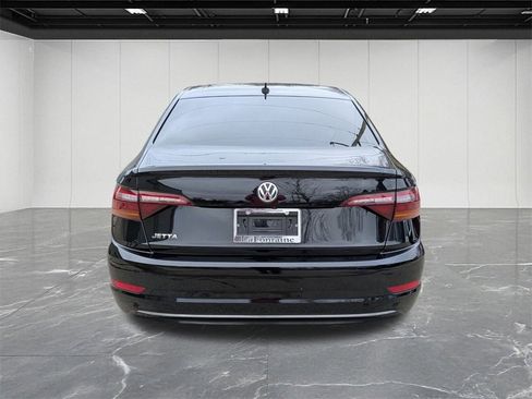 Used 2019 Volkswagen Jetta S w/ Driver Assistance Package image 4