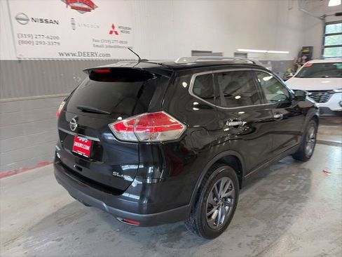 Used 2016 Nissan Rogue SL w/ SL Premium Package AWD/4WD image 3