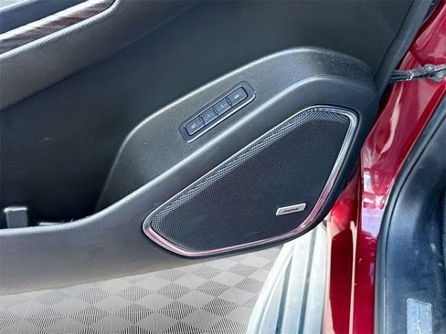 Used 2020 Chevrolet Suburban LT image 20