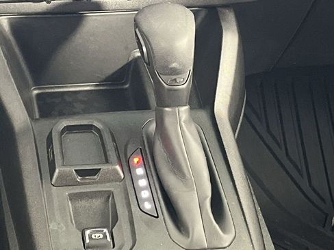 Used 2023 Chevrolet Colorado W/T image 20