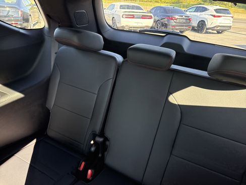 New 2026 Chevrolet Traverse Z71 w/ Enhanced Driving Package image 13