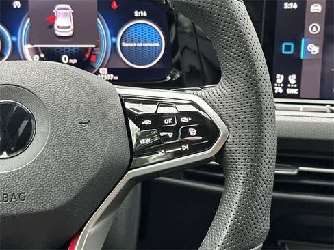 Used 2022 Volkswagen GTI Autobahn image 10