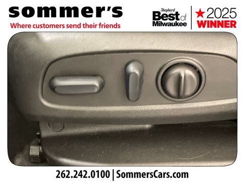 Used 2024 GMC Terrain SLE w/ Driver Convenience Package AWD/4WD image 10