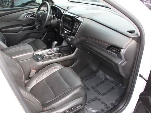 Used 2019 Chevrolet Traverse Premier w/ Redline Edition AWD/4WD image 23