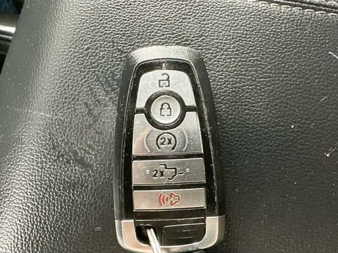 Used 2023 Ford F150 Lariat w/ Equipment Group 502A High AWD/4WD image 18