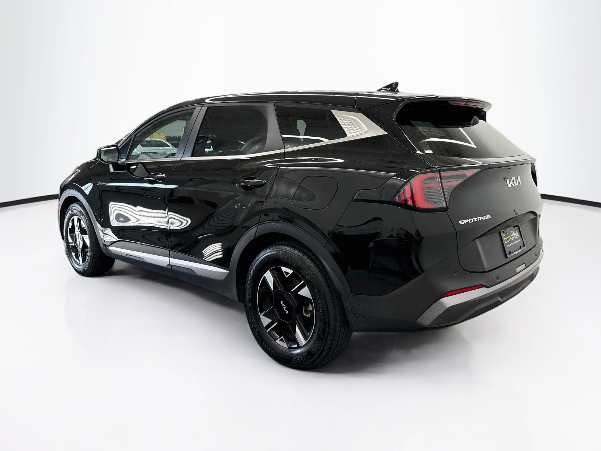 Used 2026 Kia Sportage LX FWD image 5