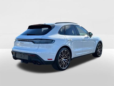 Used 2024 Porsche Macan Turbo image 4