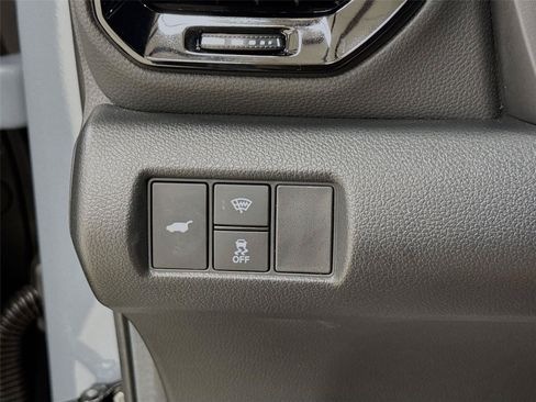 Used 2025 Honda Pilot TrailSport image 10