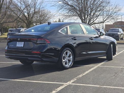 Certified 2023 Honda Accord LX image 16