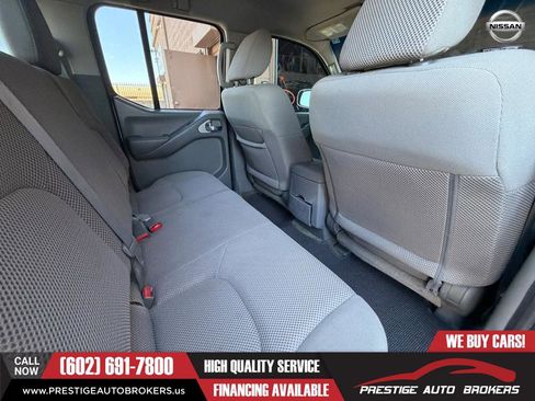 Used 2015 Nissan Frontier SV w/ SV Value Truck Package AWD/4WD image 35