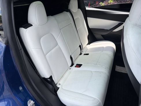 Used 2020 Tesla Model Y Long Range AWD/4WD image 40