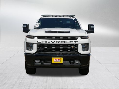 Used 2022 Chevrolet Silverado 2500 Custom w/ Custom Value Package AWD/4WD image 2